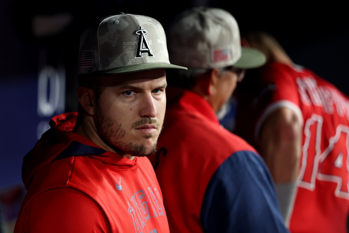Los Angeles Angels right fielder Mike Trout