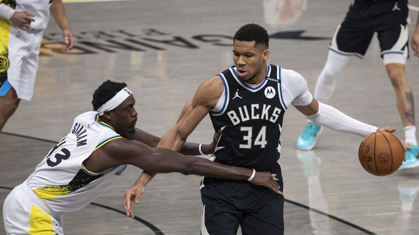 Bucks’ Giannis Antetokounmpo Seemingly Doubles Down on Future in Milwaukee